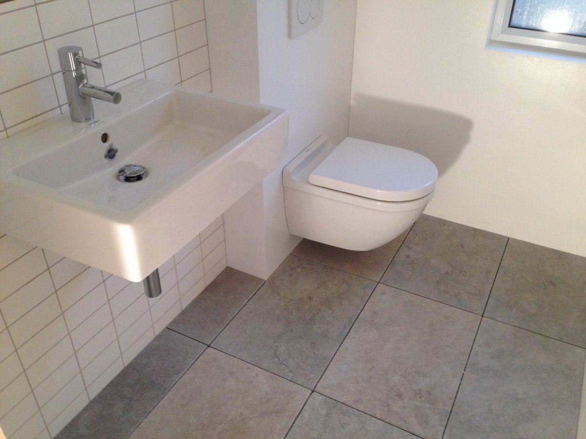 Bathroom Refurbishments refurbishment project, photo 5 by KRAMAN Ltd, London