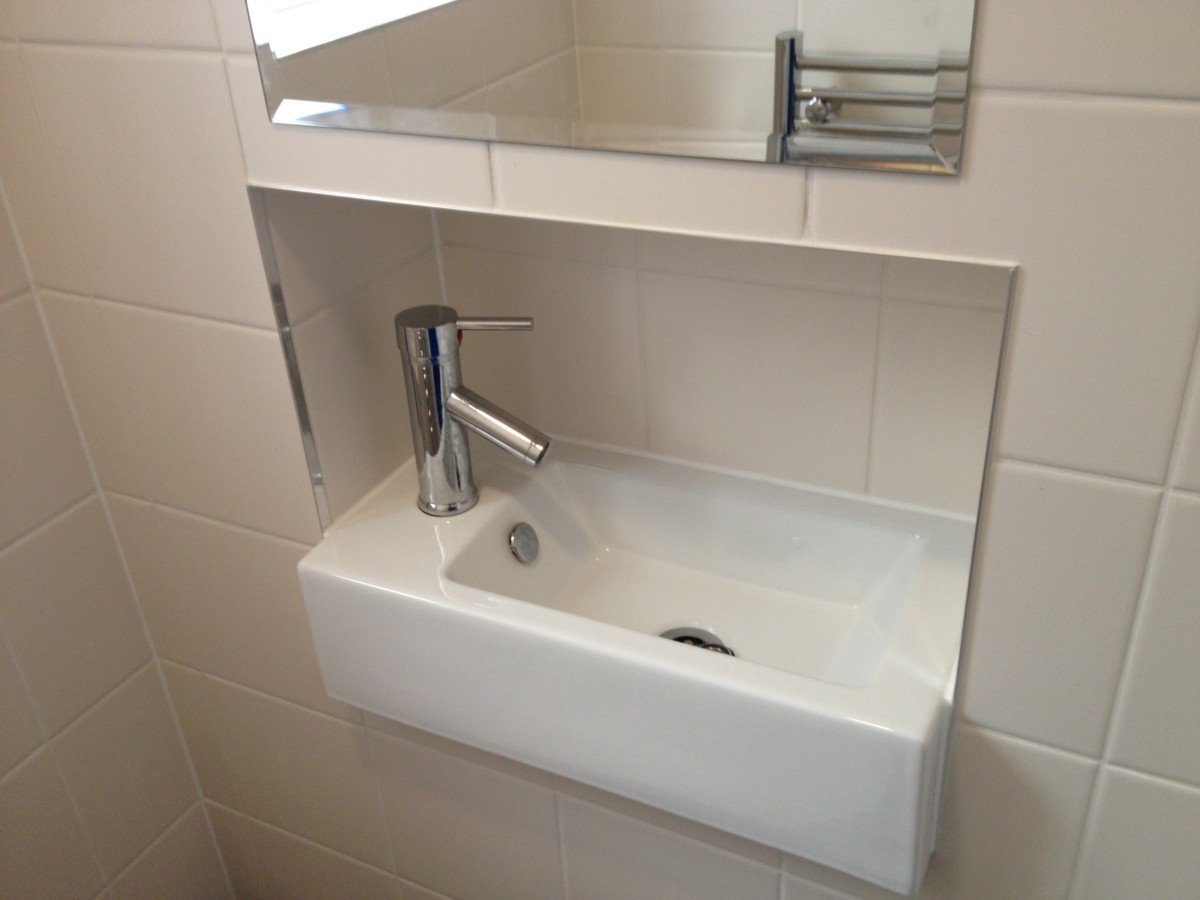 Bathroom Refurbishments refurbishment project, photo 10 by KRAMAN Ltd, London
