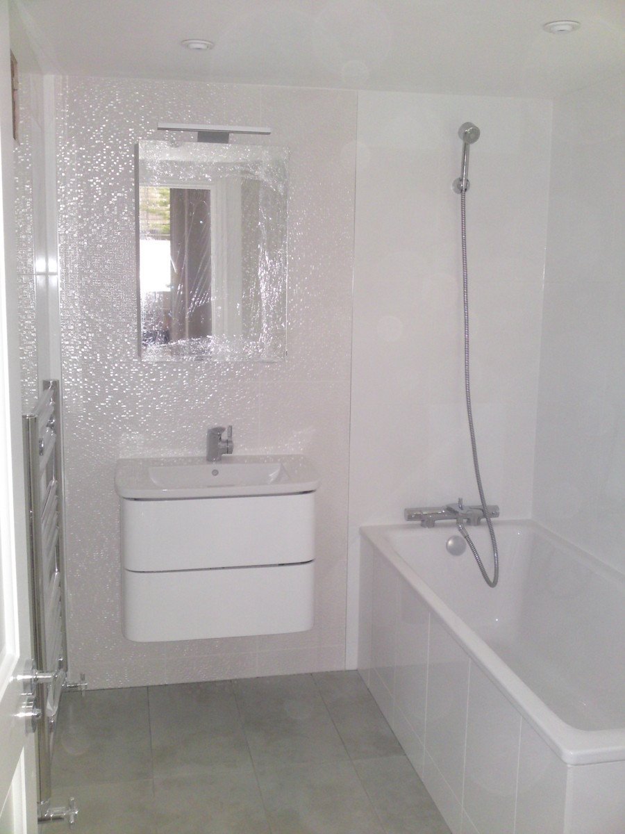 Leytonstone refurbishment project, photo 12 by KRAMAN Ltd, London